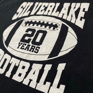 【PORT&COMPANY】フットボール ロゴ Tシャツ silverlake football イラスト バックプリント L US古着