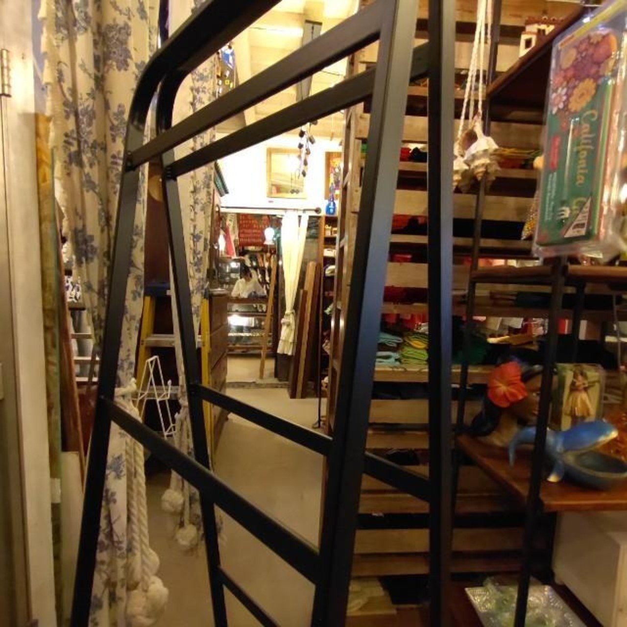 Iron Rack Stand High　Simple Stole Clothes　Bag　Storage　For gardening Exhibition Desplay shelf