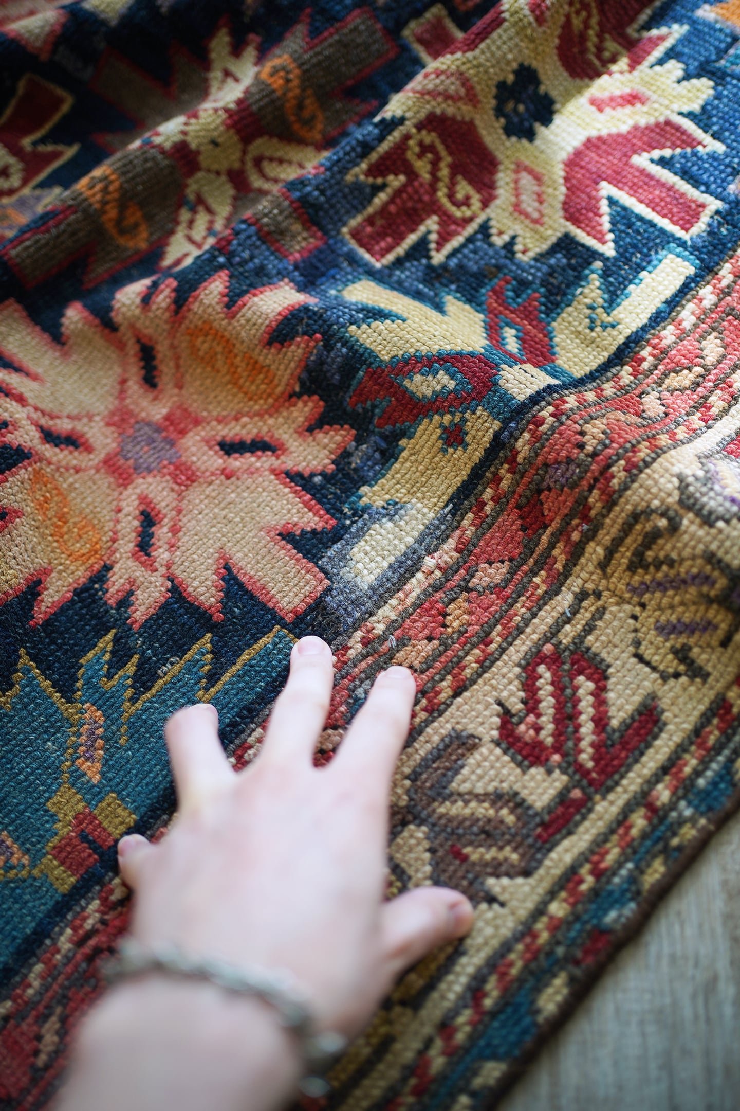 207】Semi Antique Caucasian Kuba Rug 1940's | ヴィンテージラグ専門