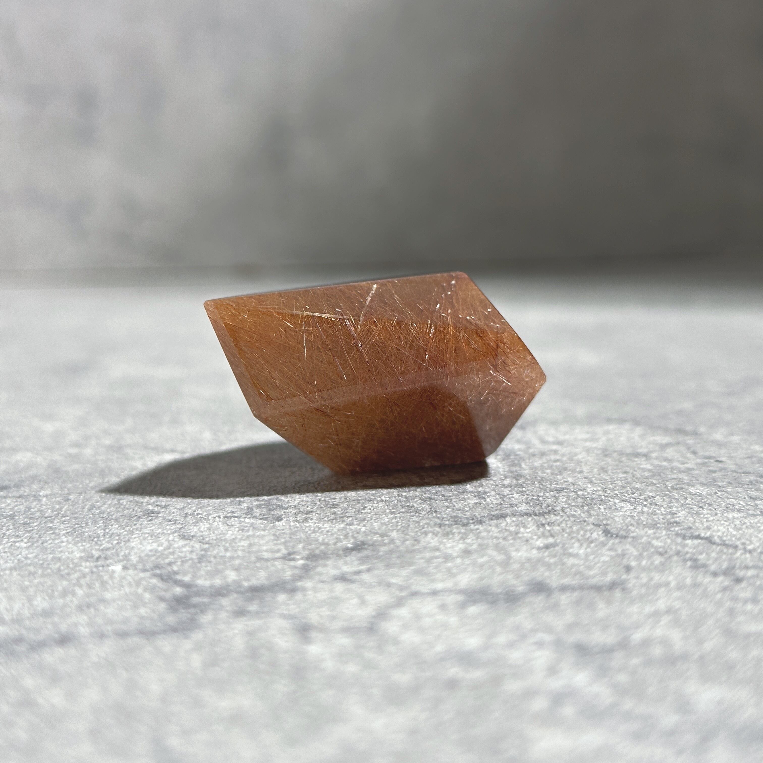 針びっしり◎ルチルインクォーツ フリーフォーム04◇ Rutile in Quartz