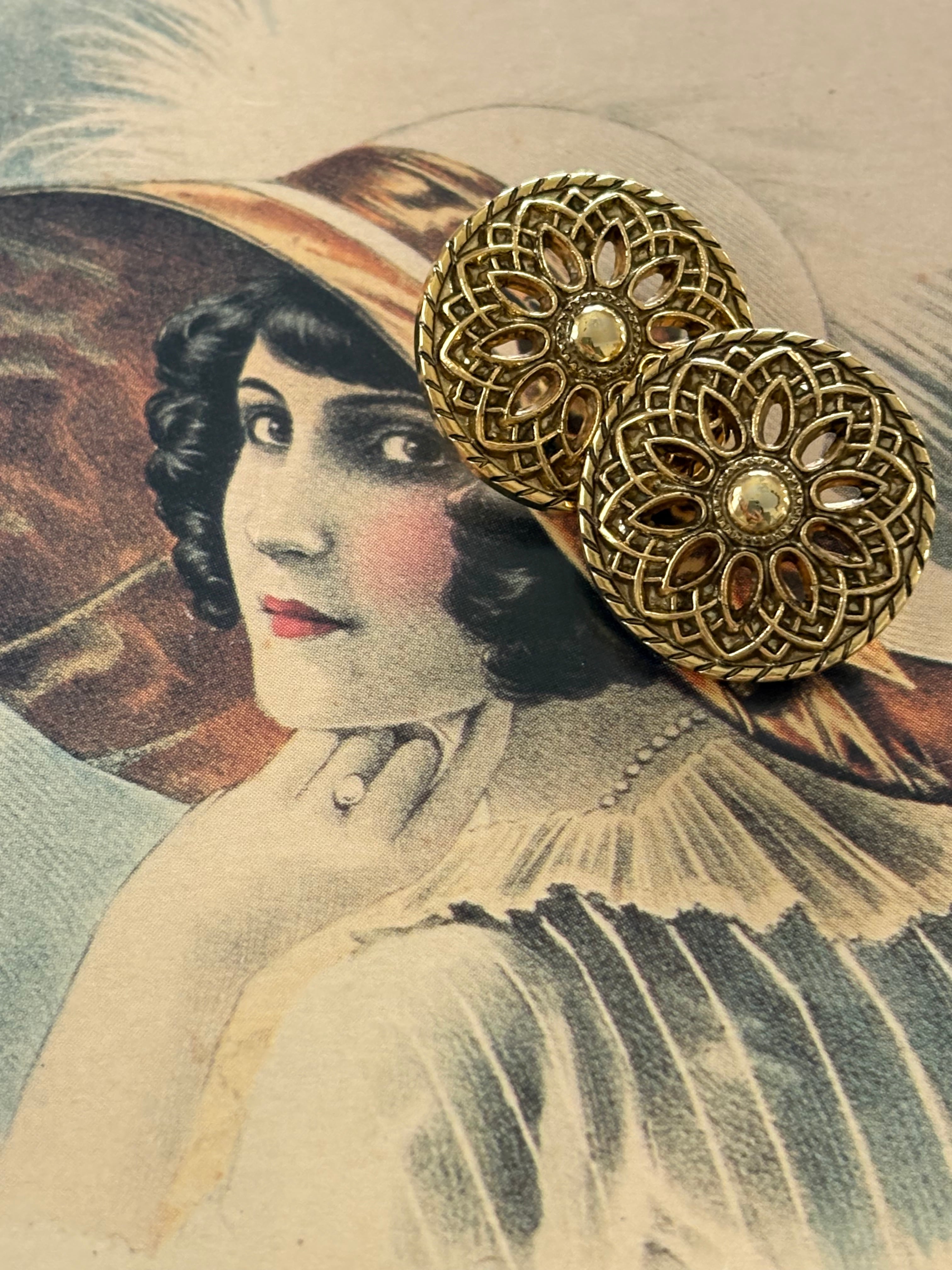 20mm Japanese ヴィンテージボタン プラスチックボタン 透かし メダリオン ゴールド アクセサリーパーツ 装飾材