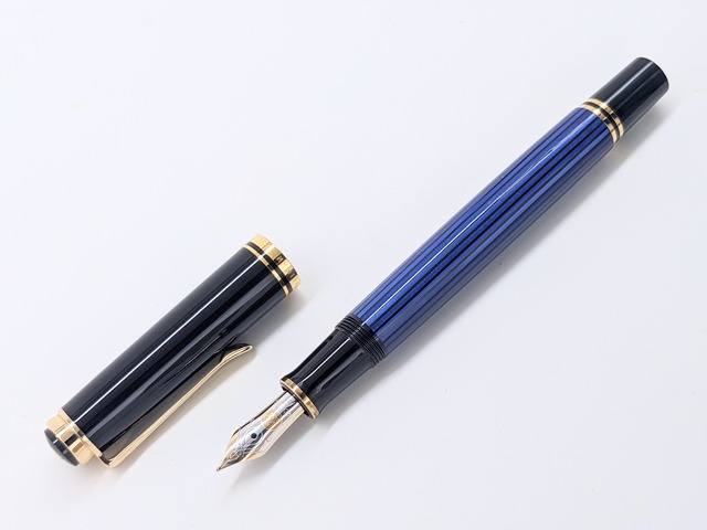〜2010　ペリカン スーベレーン M４００ 旧　Pelikan Souverän M400　（細字）　14C　　　　　03411