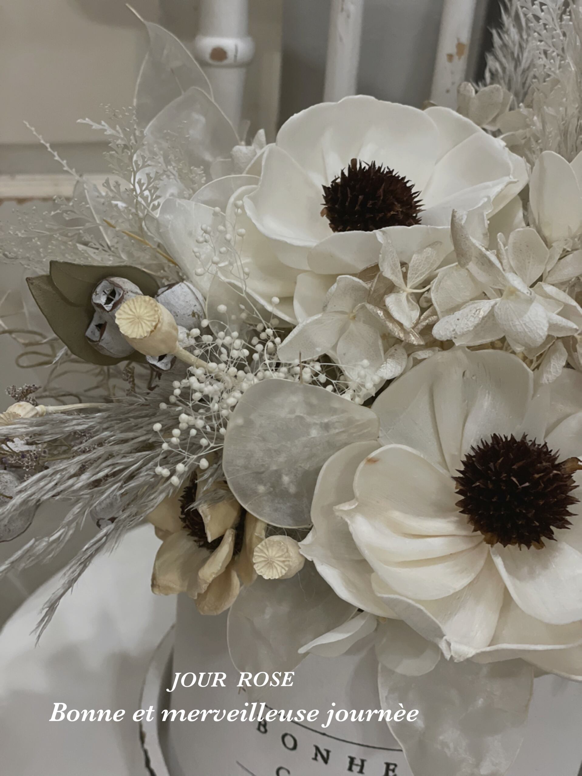 ドライフラワーブーケ アネモネ ホワイト、アンティークボルドー  