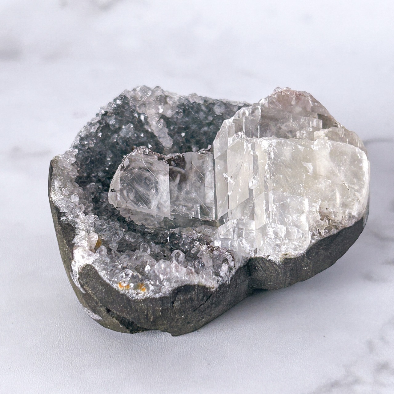 シュガーアメジスト カルサイト共生 ハート(カラー:グレー)