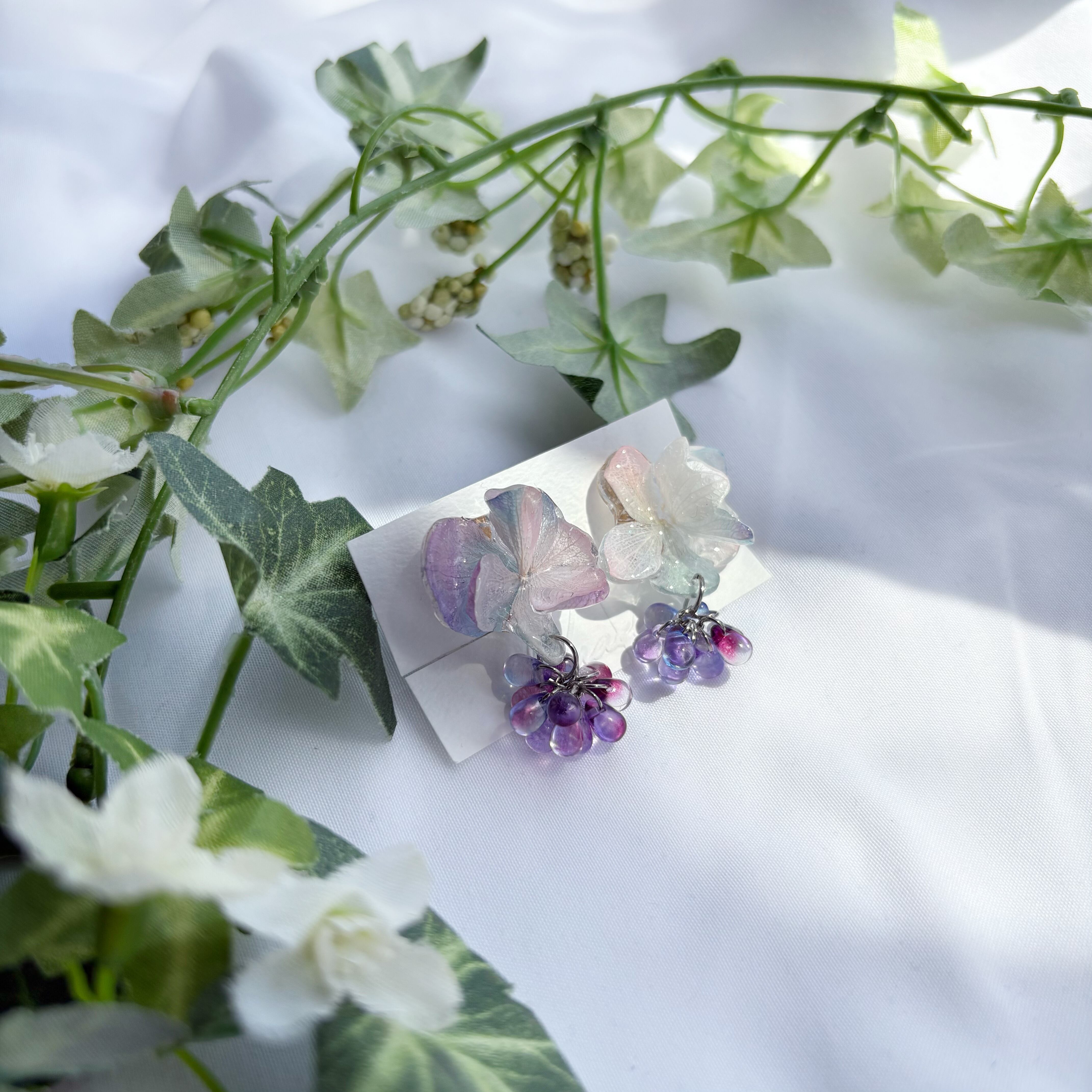 溢れる紫陽花の梅雨 イヤリング
