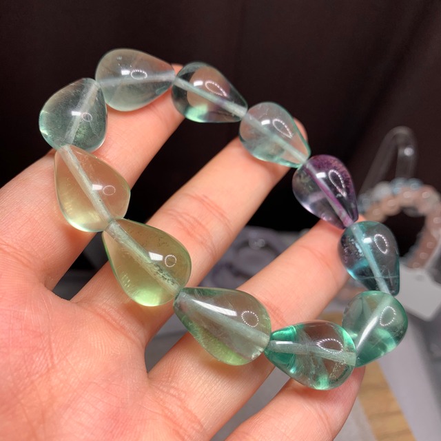 フローライトブレスレット