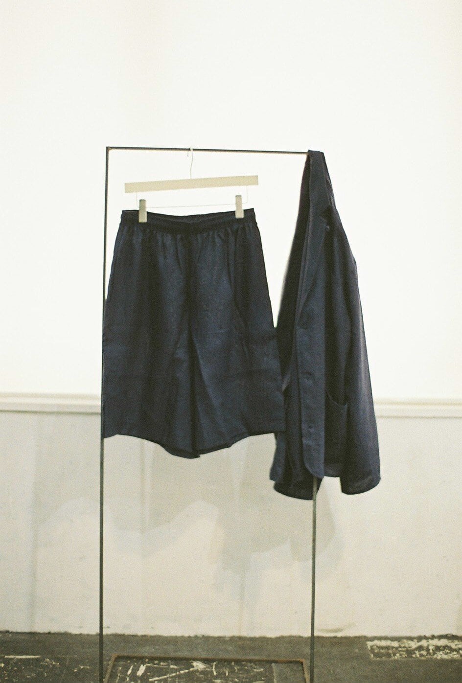 D.P SHORTS-LINEN NAVY