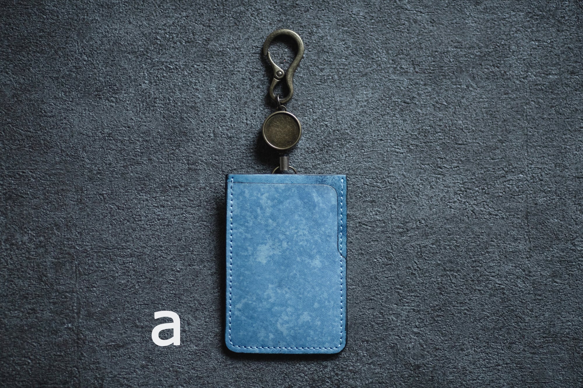 藍染革 リール付ICカード・パスケース【雪藍】