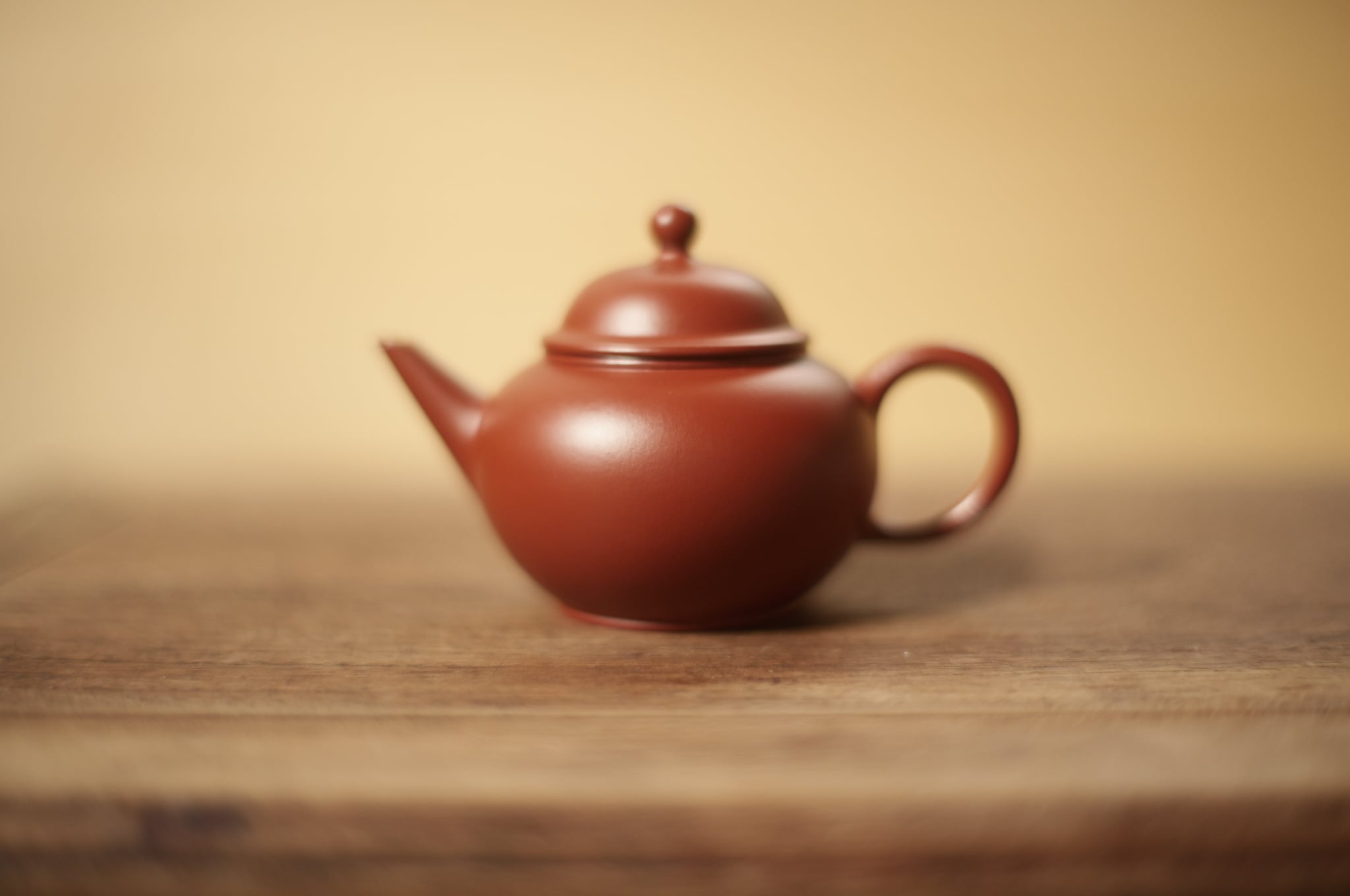 宜興紫砂壺 「全手工水平壺」・趙莊朱泥（陳亮） | 北白川糕糰店