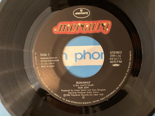 BON JOVI / 夜明けのランナウェイ sixteen records (シックスティーンレコード)