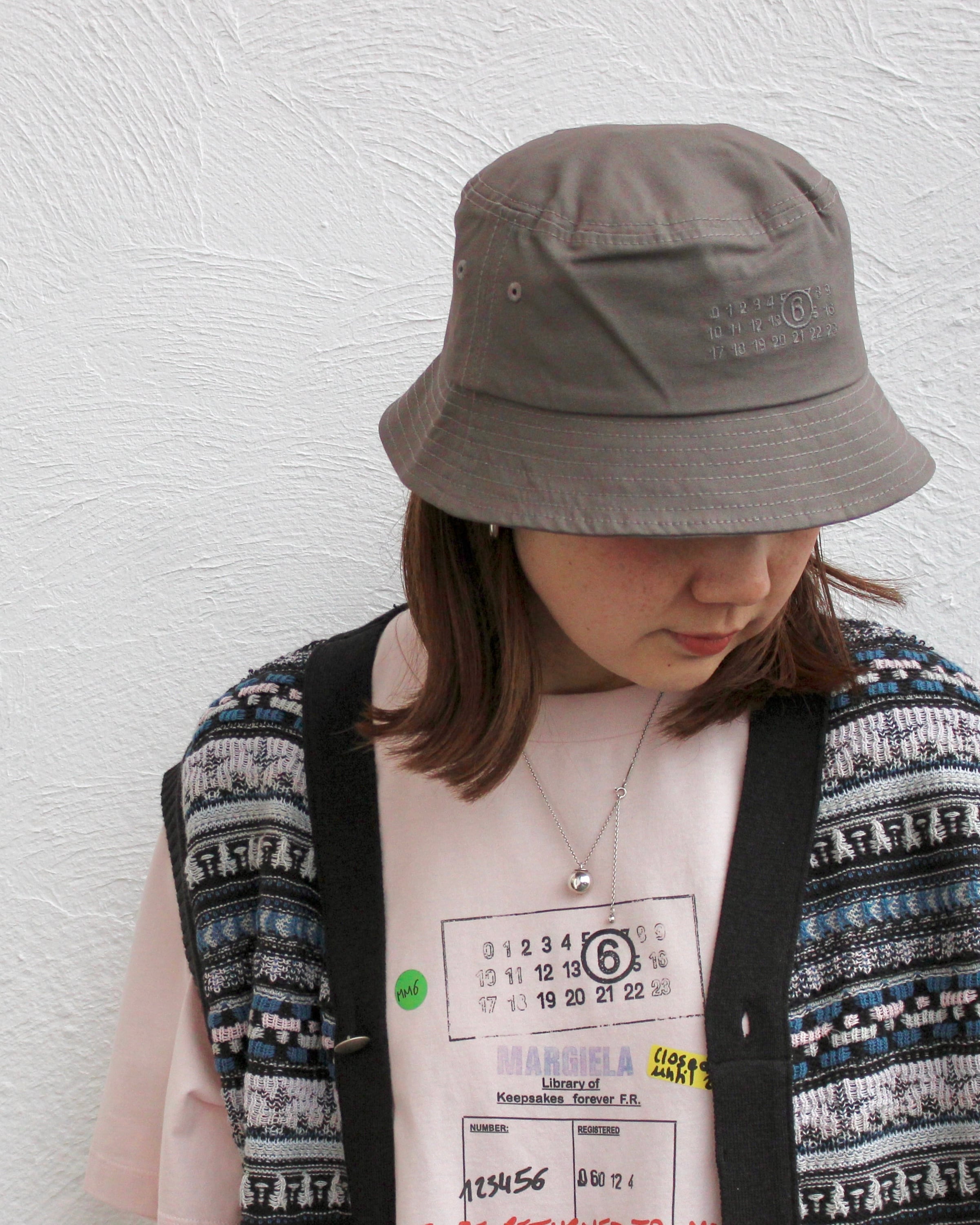 MM6MaisonMargiela/bucket hat | Coffee Restaurant & Boutique mari