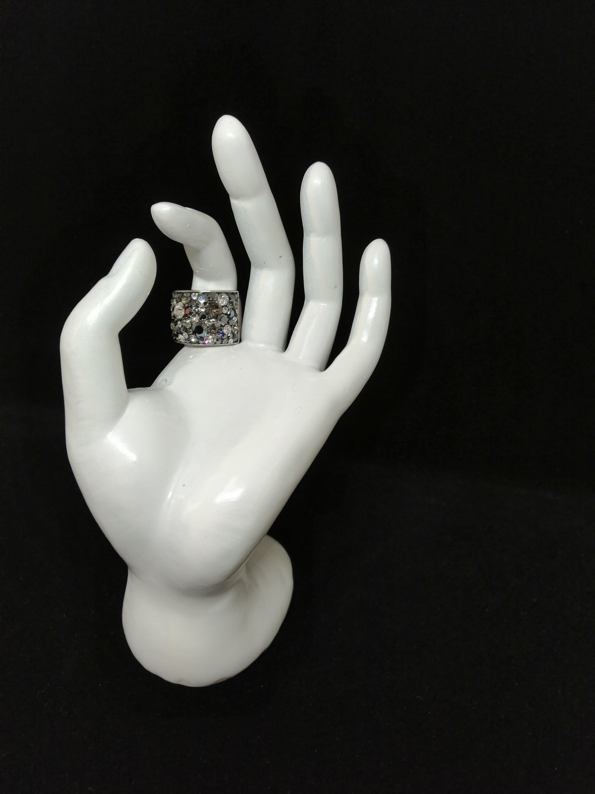 指輪かけ 手 立花商会支店 Tachibanasi