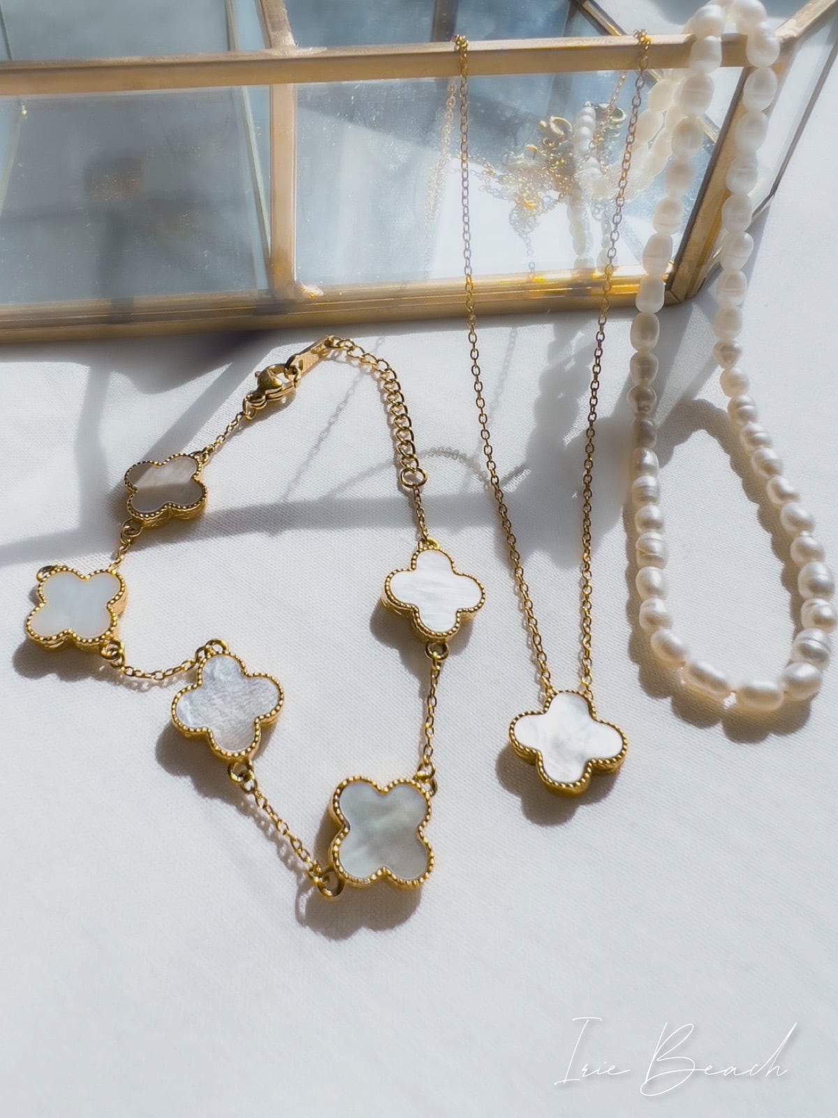 shell clover bracelet | IRIEBEACH