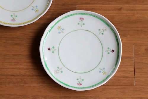 藍水　花暦（緑）　６寸皿　直径約18cmパン皿に使える大きさの器　うつわ藍水（波佐見焼）
