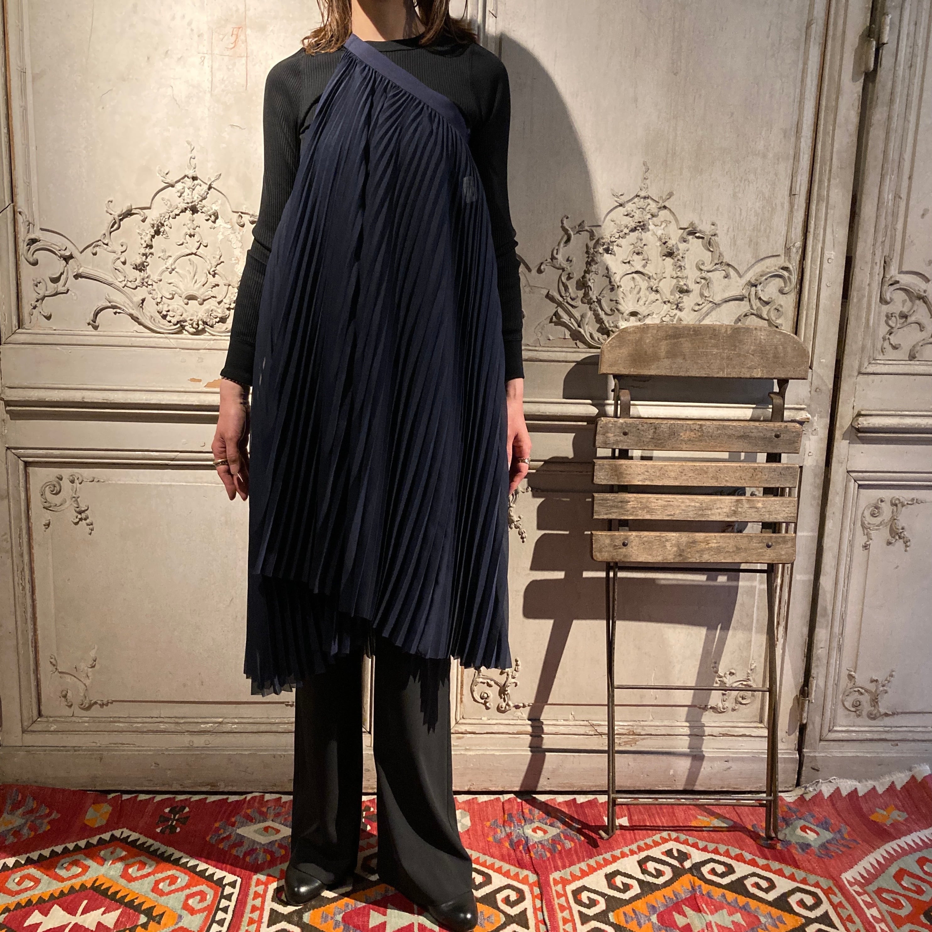 HYKE【ハイク】 SHEER PLEATED WRAP DRESS (16254) | glamour online