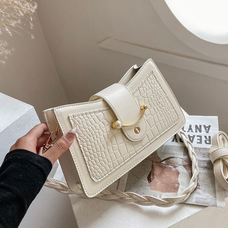 サマーレッドパターン 夏物 メッセンジャーバッグ Tiancai_Wing_Bag5542840109