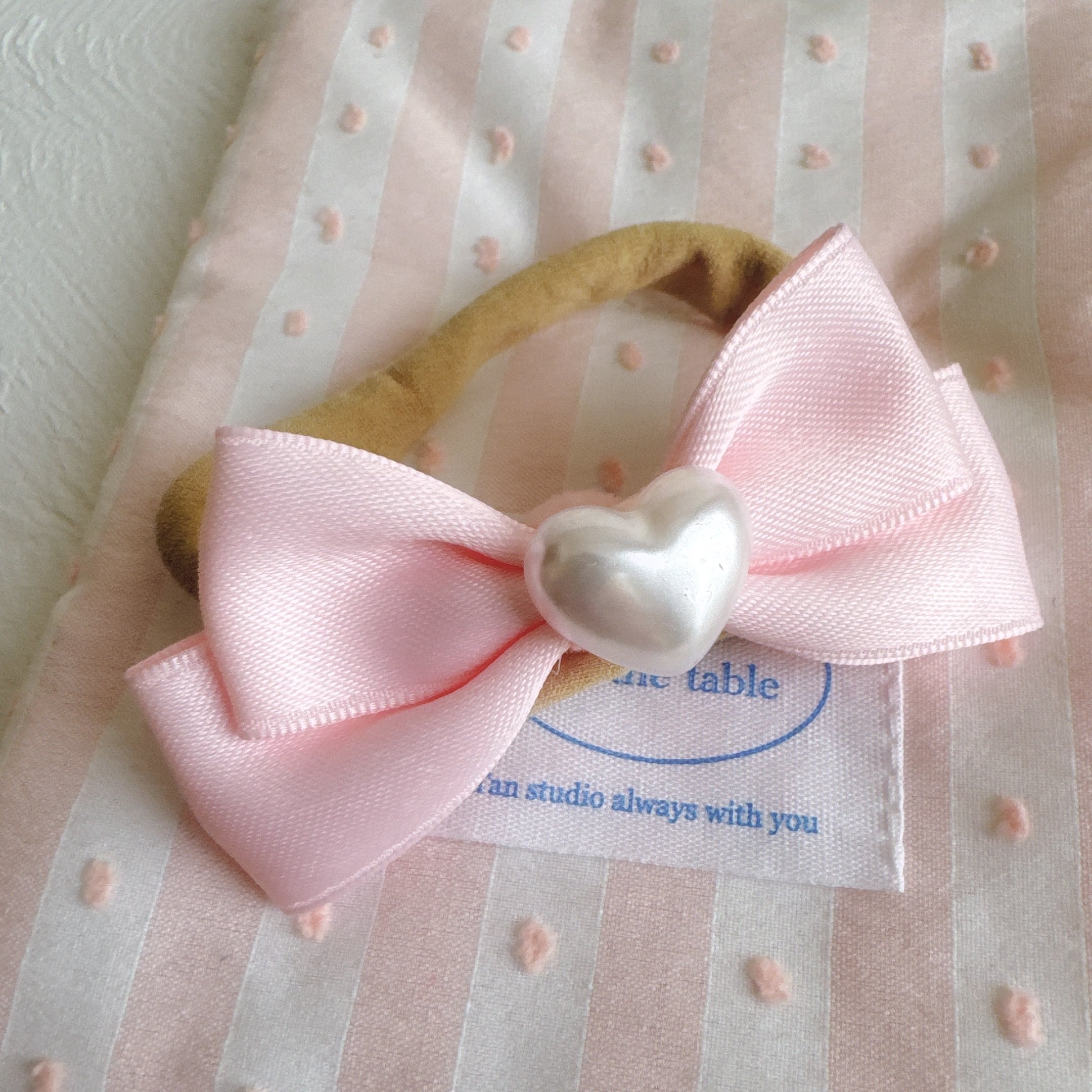 春色リボンヘアバンド（後ろ支え付き）