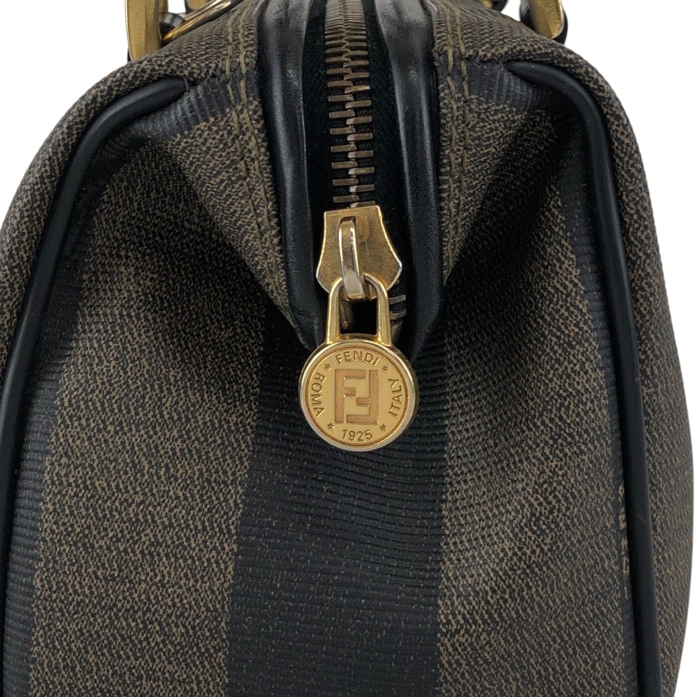 【美品】FENDI フェンディFF柄 2way ボストンバック PVC×レザー FENDI フェンディ ぺカン ショルダーバッグ ブラウン FFロゴ PVCレザー