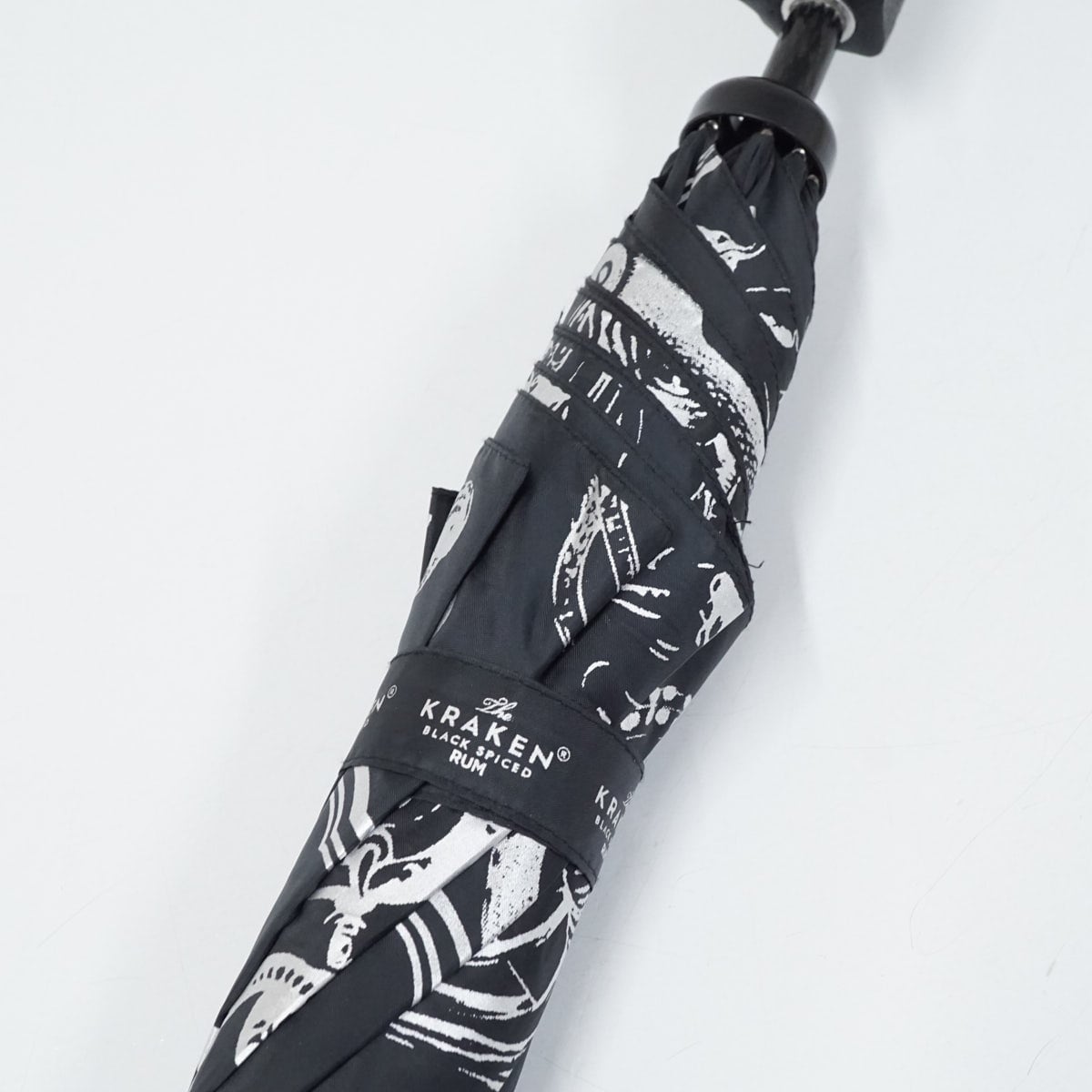 傘 The Kraken Black Spiced Rum USED美品 ブラック タコ アート ザ