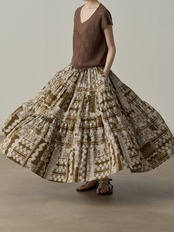Patine Lace Pattern Tiered Skirt F0781