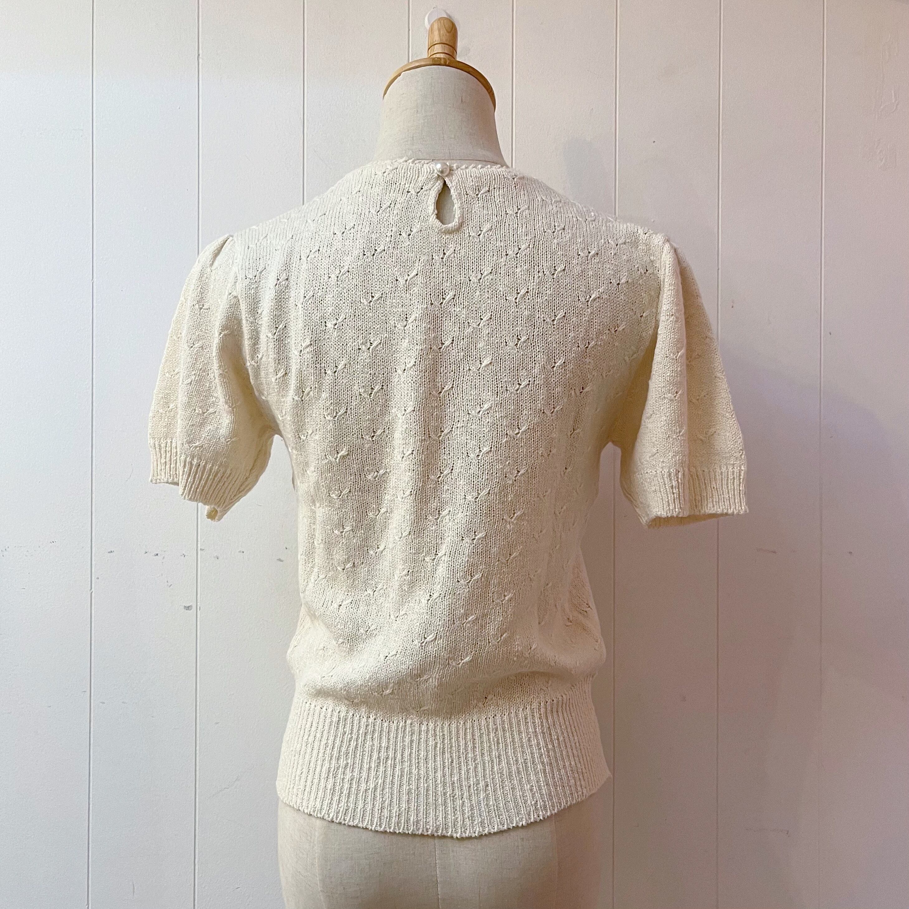 ribbon brooch off white knit po