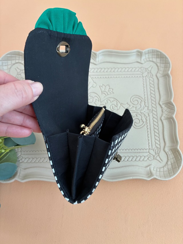 シンプル仕様のミニ財布・チェック