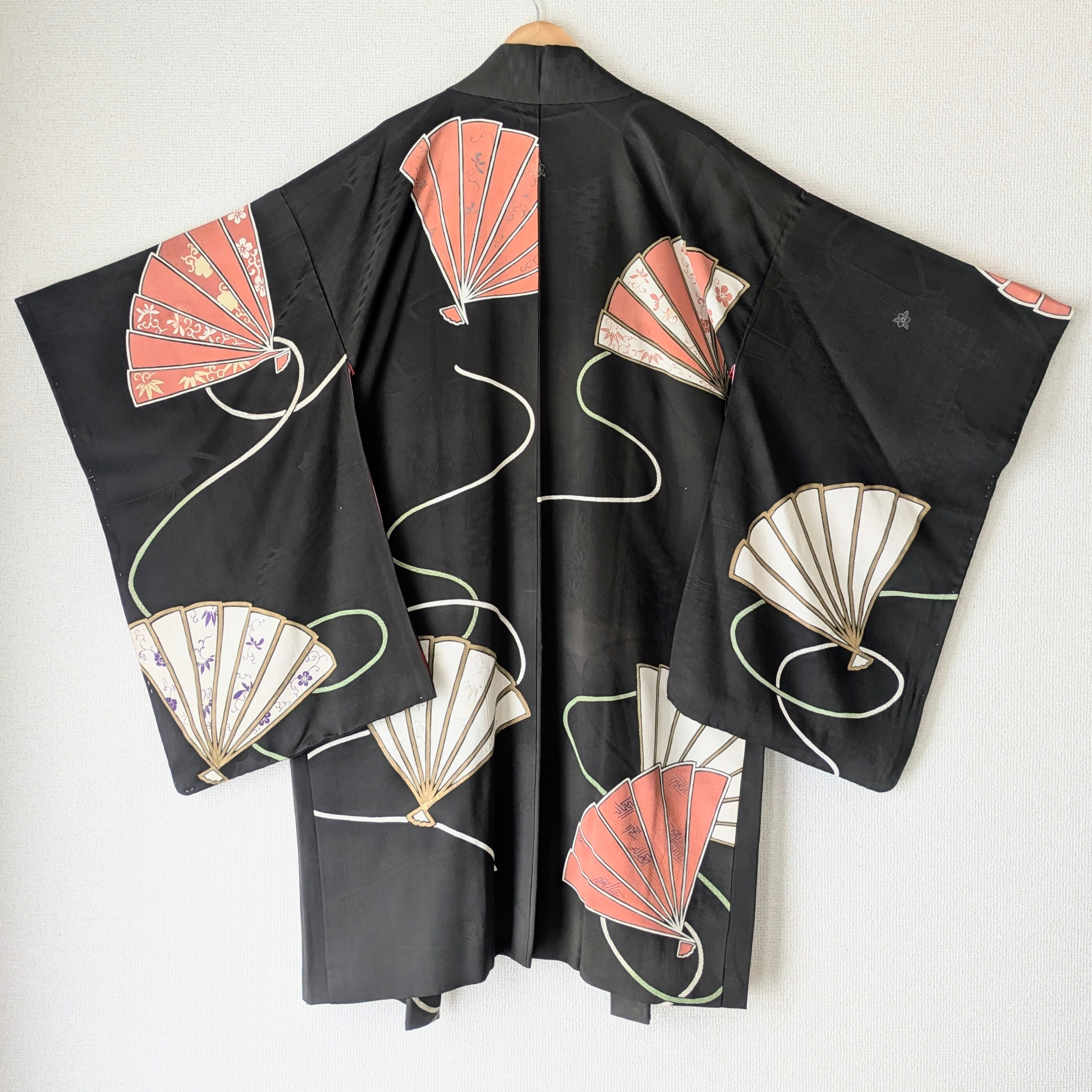 Antique】HAORI 長羽織 羽織 正絹 黒 絵羽織 舞扇柄 大正浪漫 古布