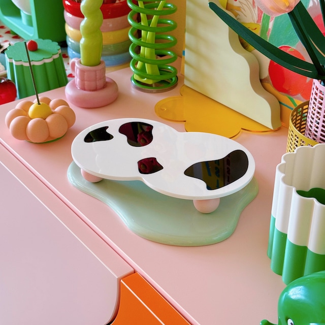 mowmow bi-chiku tray