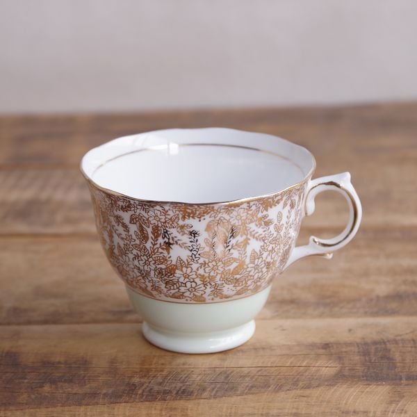 レトロ 食器 アンティーク コーヒーカップ （ソーサーなし） パステル グリーン ゴールド 花柄 コルクロー Colclough 陶器 #231014  イギリス ビンテージ 昭和 華やか ゴージャス コルクラフ | Flohmarkt フローマルクト powered by BASE