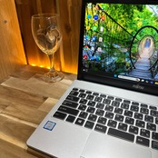 \ 公式ショップ限定価格❣️/ 新品SSD搭載《ハイスペック》LIFEBOOK WS1/D2 最高峰i7第8世代 メモリ20GB SSD256GB ノートパソコン 安心サポート&3ヶ月保証付き