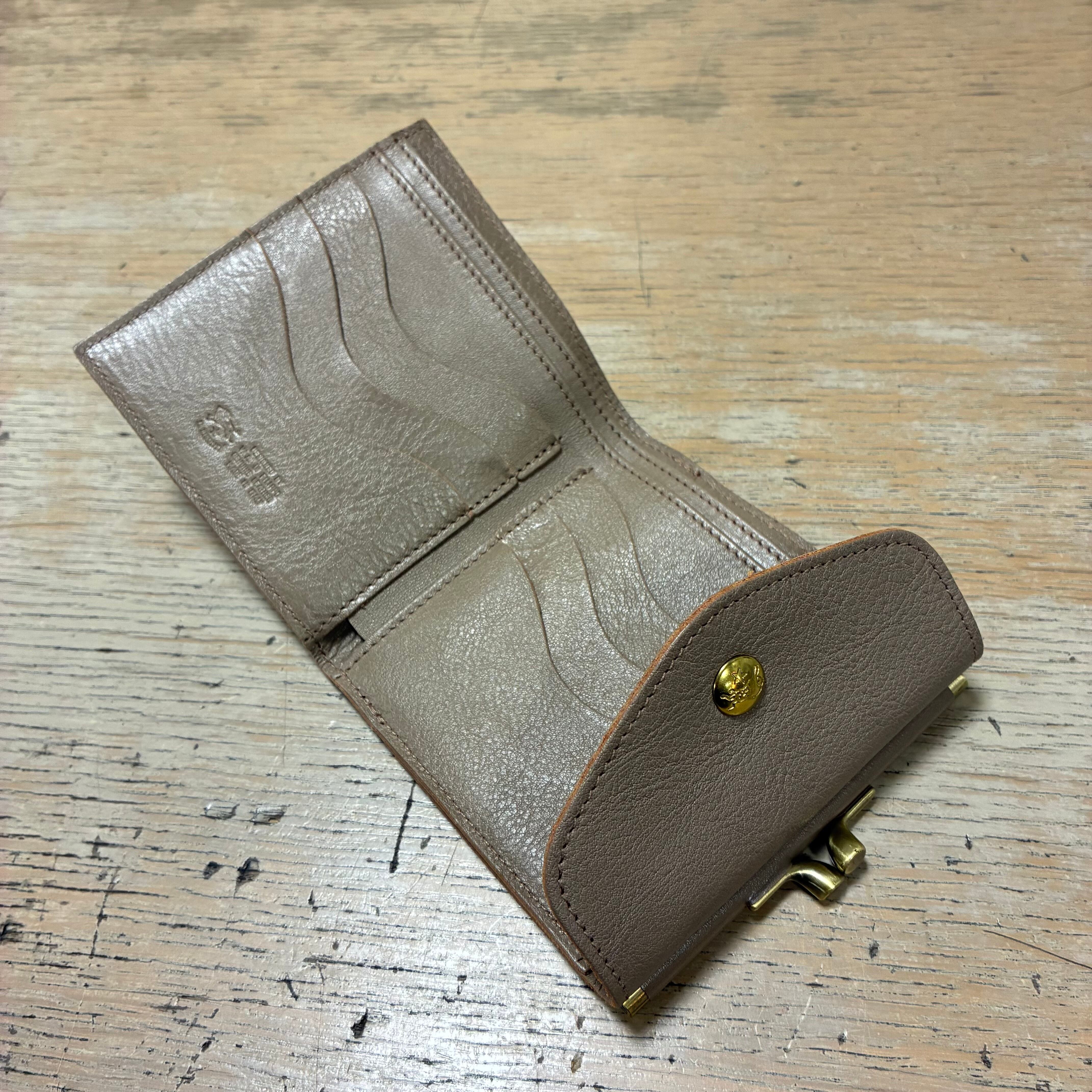 IL BISONTE イルビゾンテ 2つ折りガマ口財布 【411277】(COL グレー