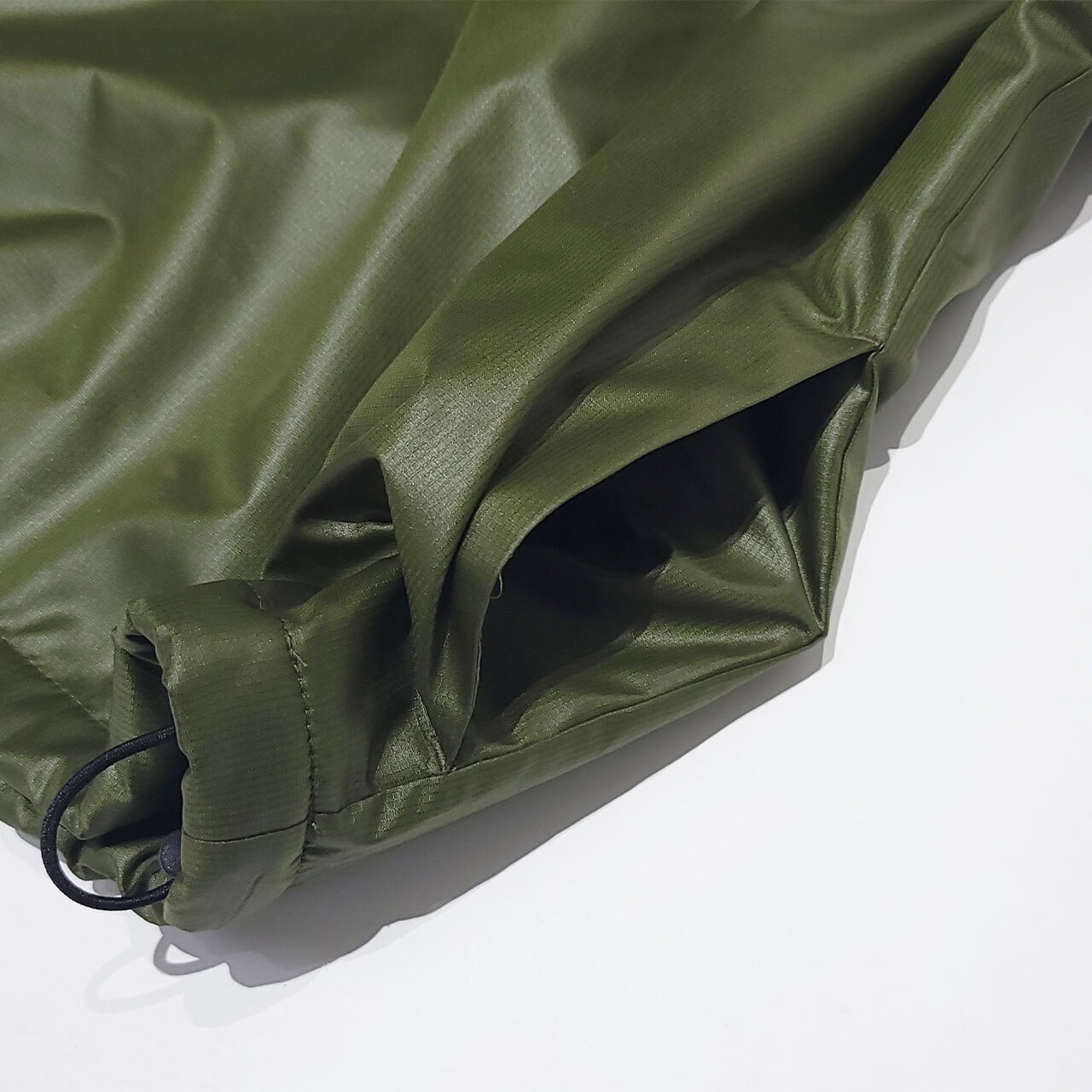 KI  FRONT ZIP PO AMG419006