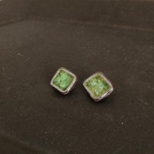 【信楽焼】輝　深翠 ピアス　エメラルド　陶器　伝統工芸　サージカルステンレス316L　樹脂　ノンホールピアス　イヤリング　シンプル　＊秋冬コーデ＊　お呼ばれ　フォーマル　プレゼント　人気　おすすめ　誕生日　クリスマス　母の日　敬老の日
