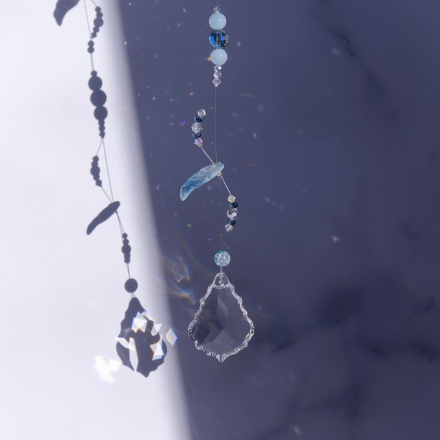 空間の浄化と癒し＊アクアマリン入り清流のサンキャッチャー