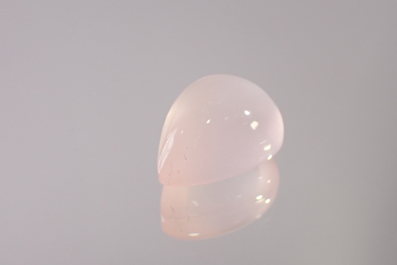 スターローズクォーツ　9.36ct　[C6‐106]