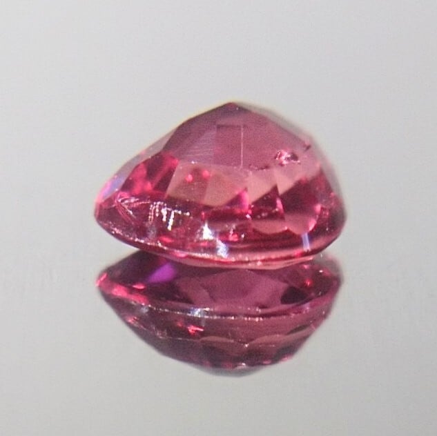 天然ルビー ルース0.926ct-