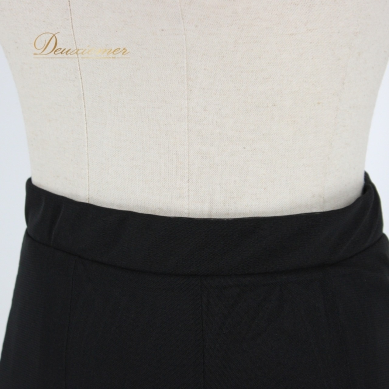 社交ダンス 衣装 スタンダード スカート レッスンウェア オールシーズン Roger 赤 黒 レッド系 ブラック系 無地 シンプル バイカラー 練習着 ダンス スカート 披露宴 フェスティバル 踊りやすい ウェア 着心地 コスチューム 伸縮性 軽量 おしゃれ レディース 女性用 発表会 パフォーマンス かわいい 楽しい スタイル バリエーション ステージ用