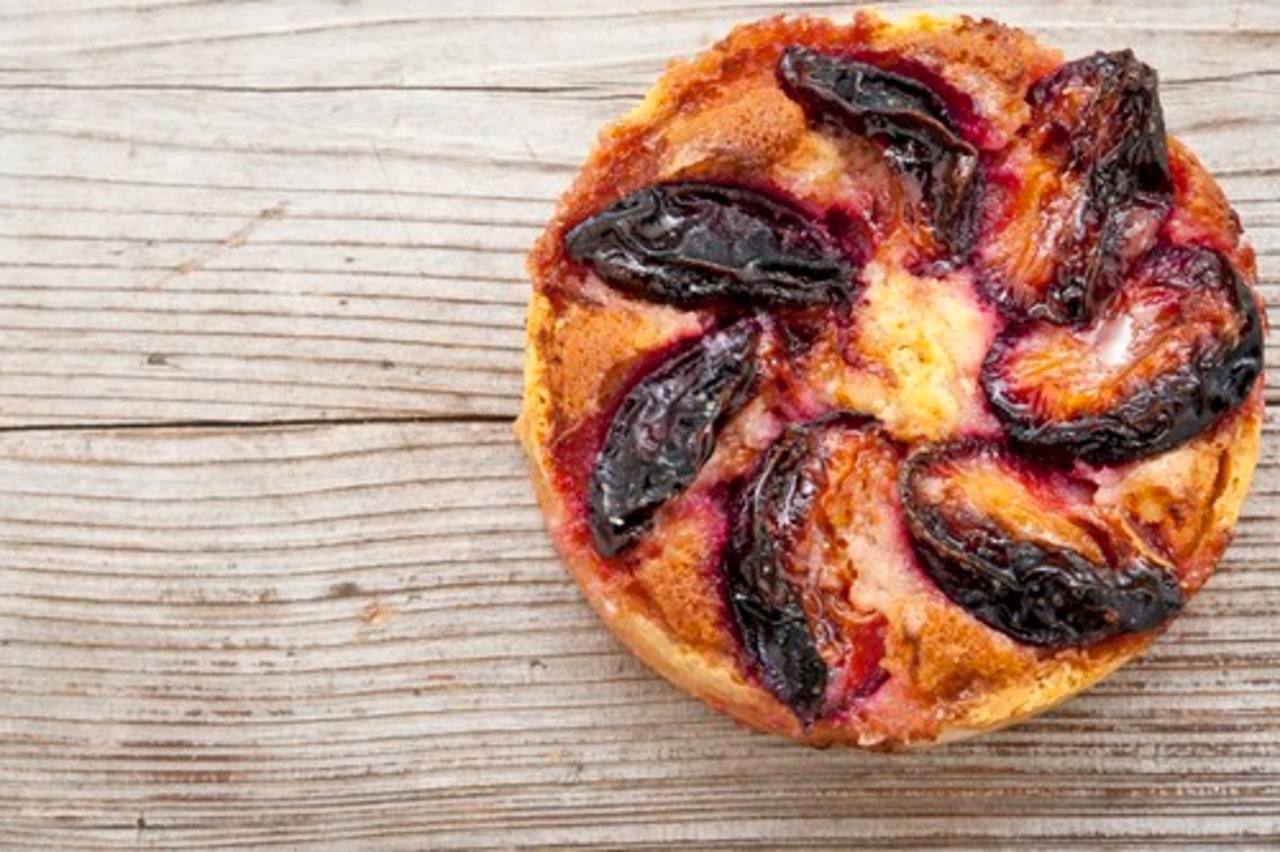 長野県産プルーンのタルト【お届けの指定は、11月8日以降でお願いします。】