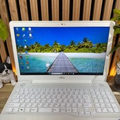 \ 公式ショップ限定価格❣️/ 極美品《最高峰i7搭載》富士通 LIFEBOOK AH51/C3 新品SSD128GB搭載 メモリ8GB ノートパソコン 安心サポート&3ヶ月保証付き