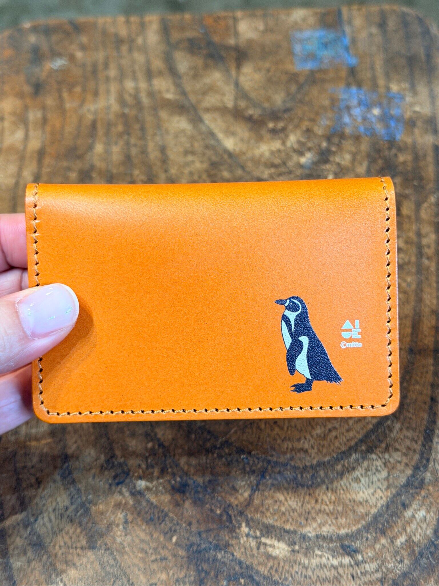 送料無料】 名刺入れ ペンギン キャメル CAMEL ぺんぎん 栃木レザー