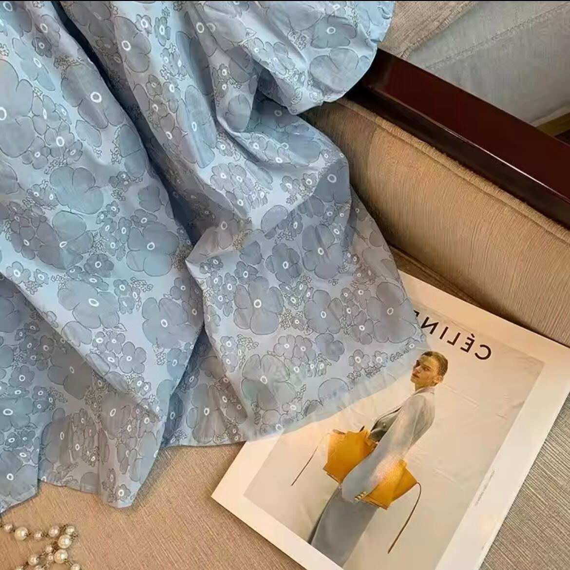 パフスリーブ2wayブラウス