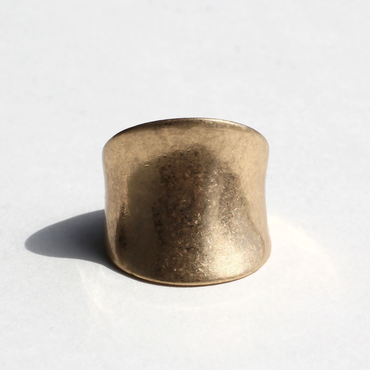 【ネコポス便】アンティークカーブリング (0075)