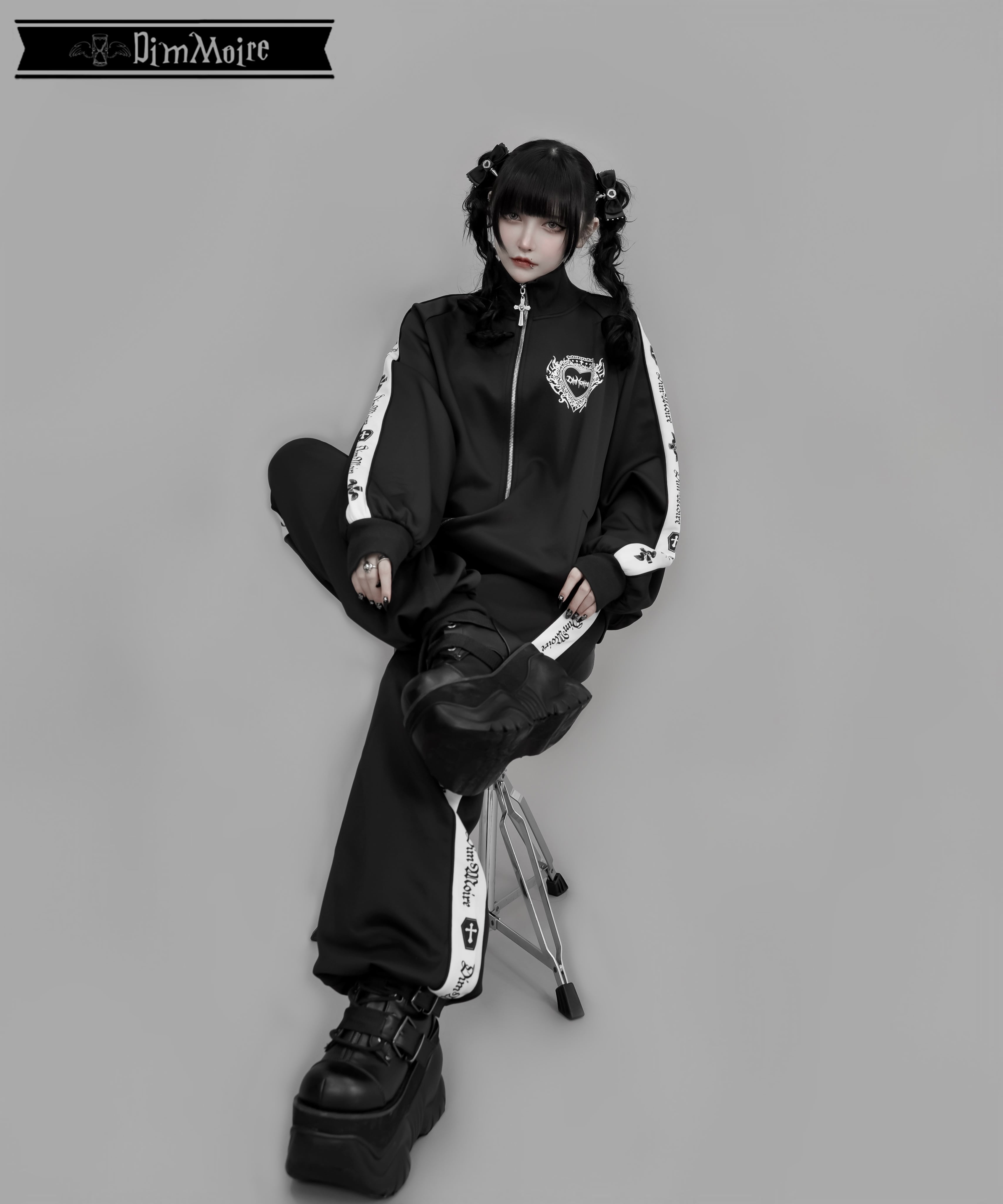 ロゴプリントジャージトップス【Black】 | DimMoire ロゴプリントジャージトップス【Black】 | DimMoire