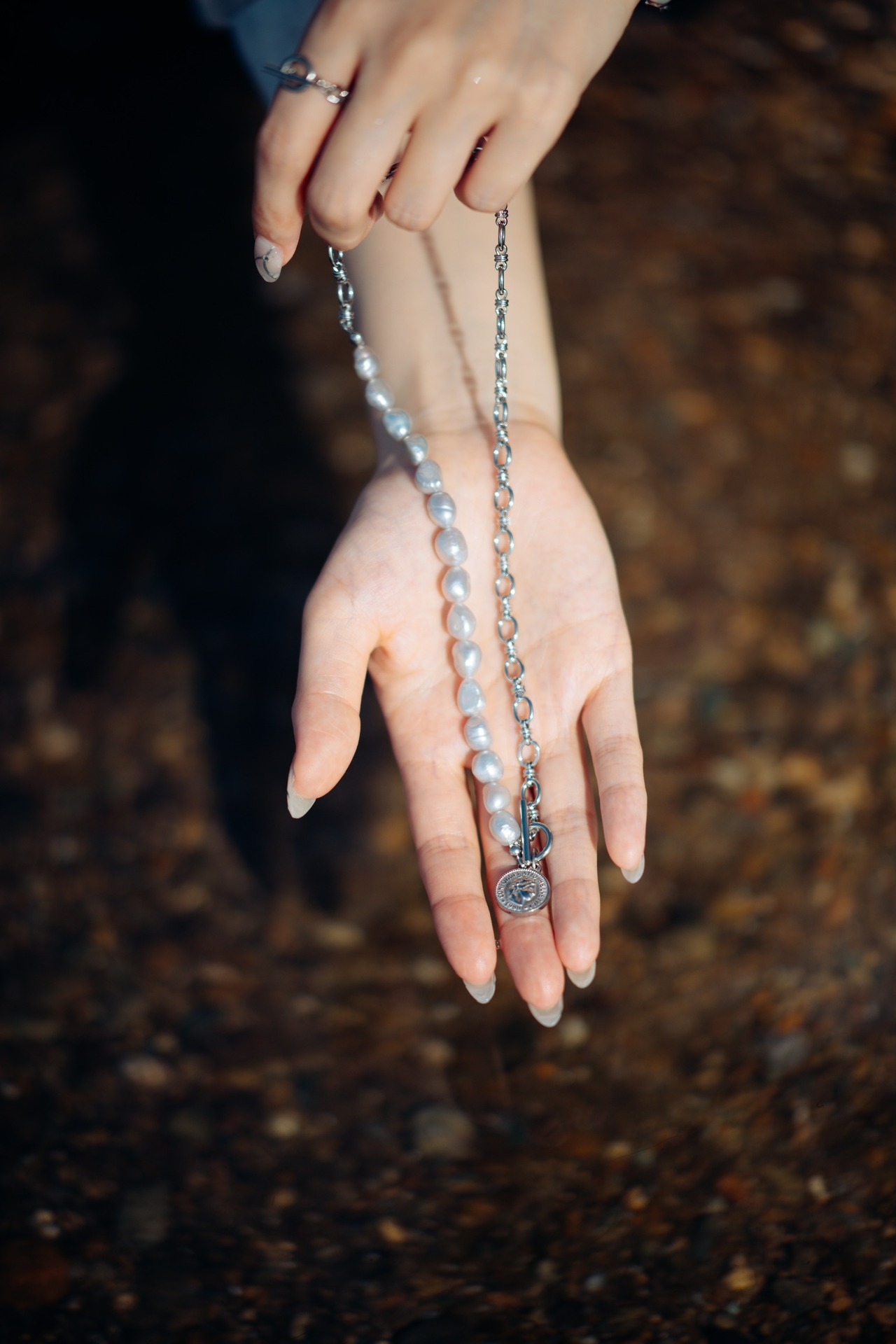 『湖面の余白』coin pearl necklace （ July limited items）