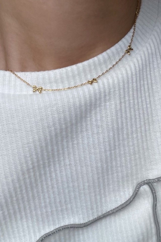 リボンチェーンネックレス