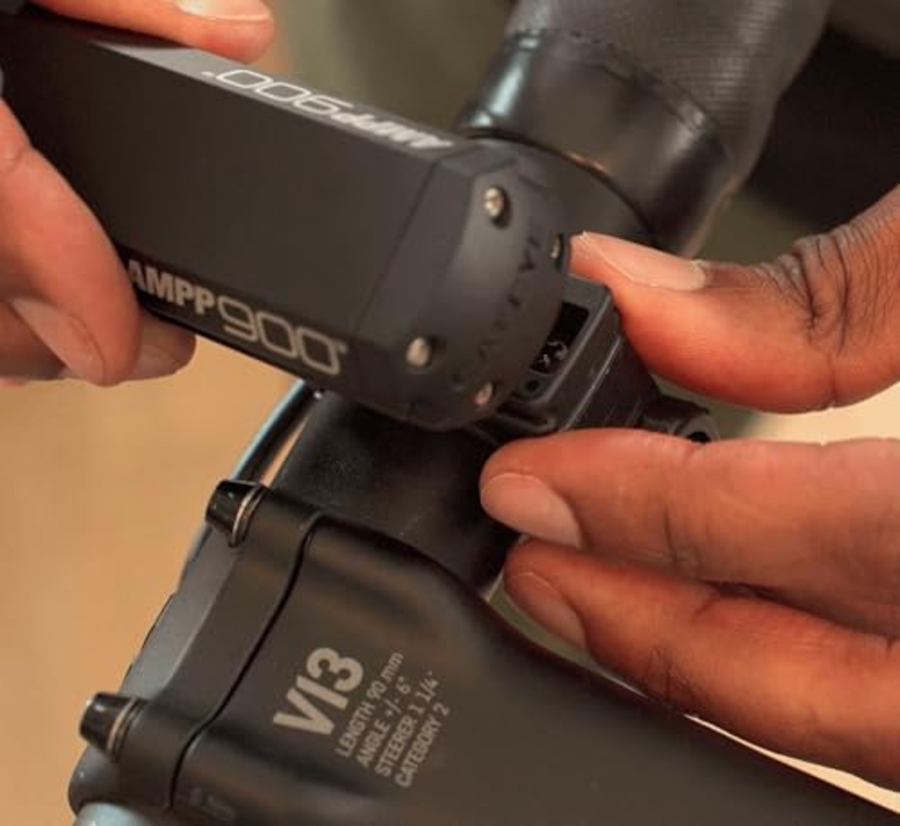 キャットアイ 533-8827N H-34N フレックスタイト 526-29301 ブラック