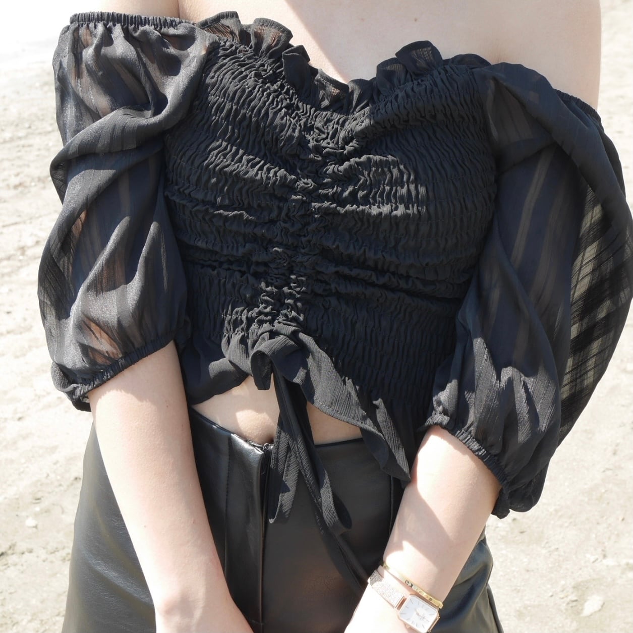 【Belle】shirring silky blouse / black