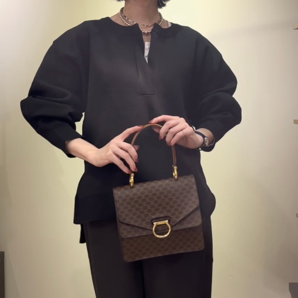 レア！マカダムロゴがカワイイ♡ CELINEタンクトップ CELINE セリーヌ マカダム ショルダーバッグ ブラウン ガンチーニ PVC