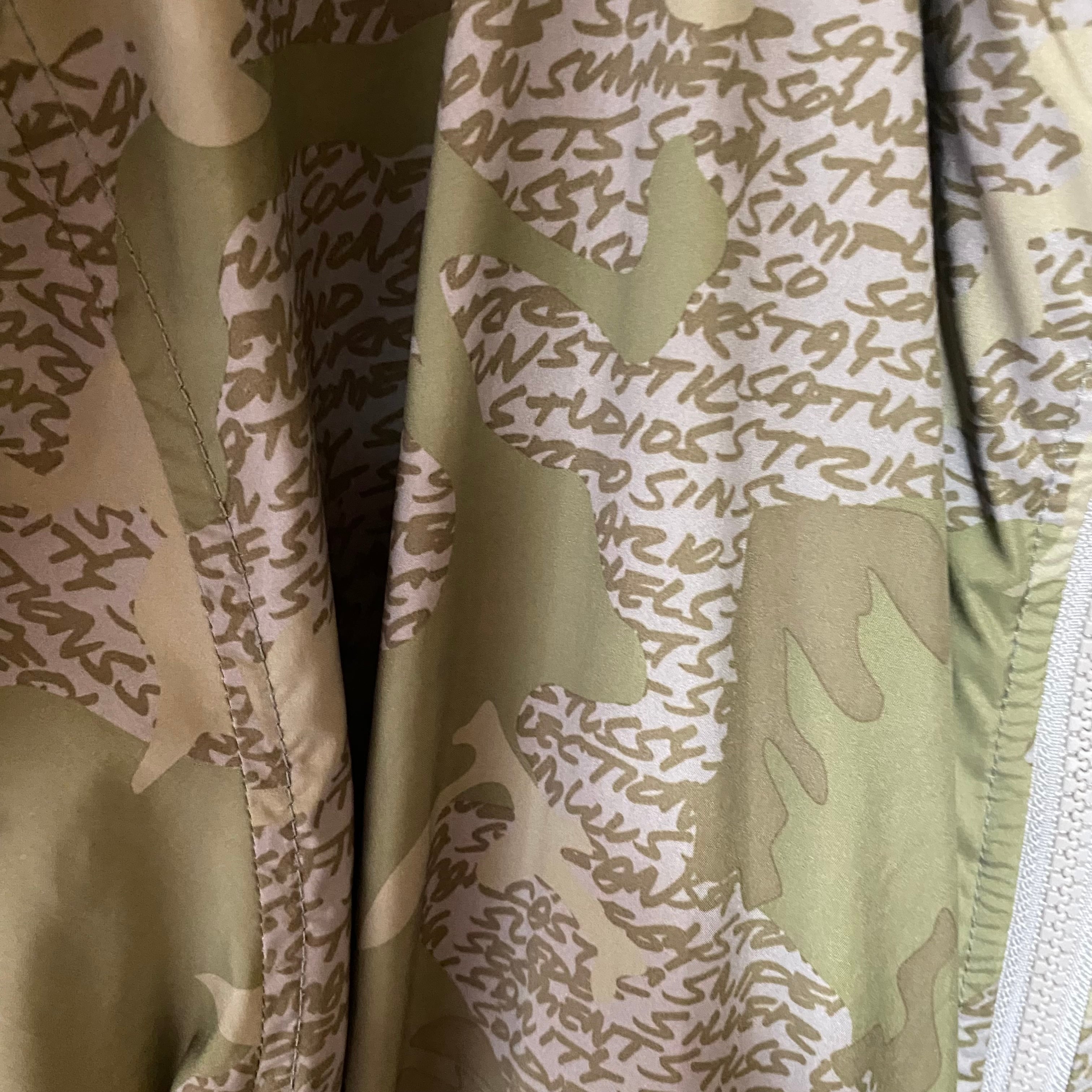 STUSSY　迷彩　カモフラナイロンジャケット　マウンテンパーカー　Sロゴ　刺繍