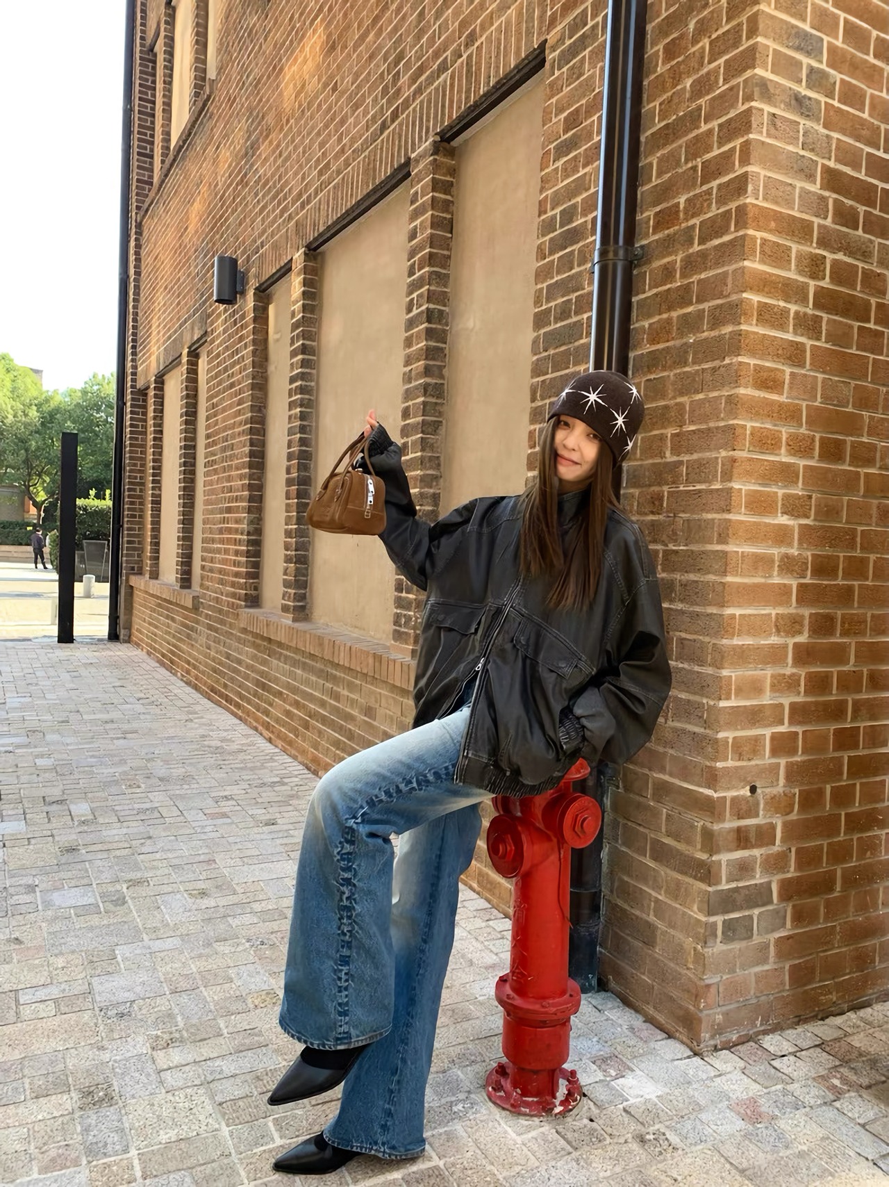 NeverSeez Washed Side-Pleat Flare Jeans